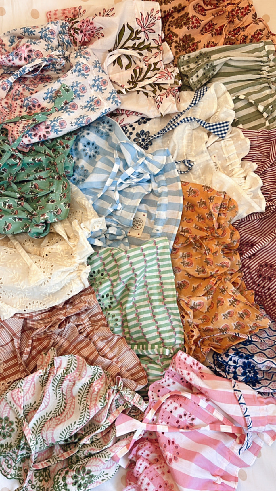 Medium Adjustable Broderie Trim Fabric Lampshade Cover - Salmon Floral