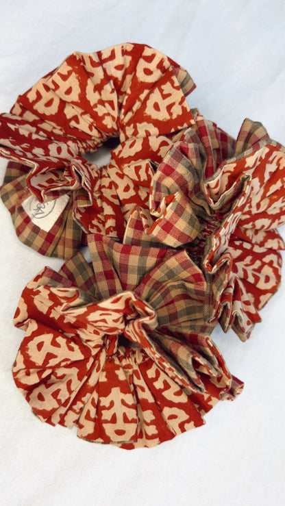Rizo Double Layer, Reversible Cotton Scrunchie - Chilli Red