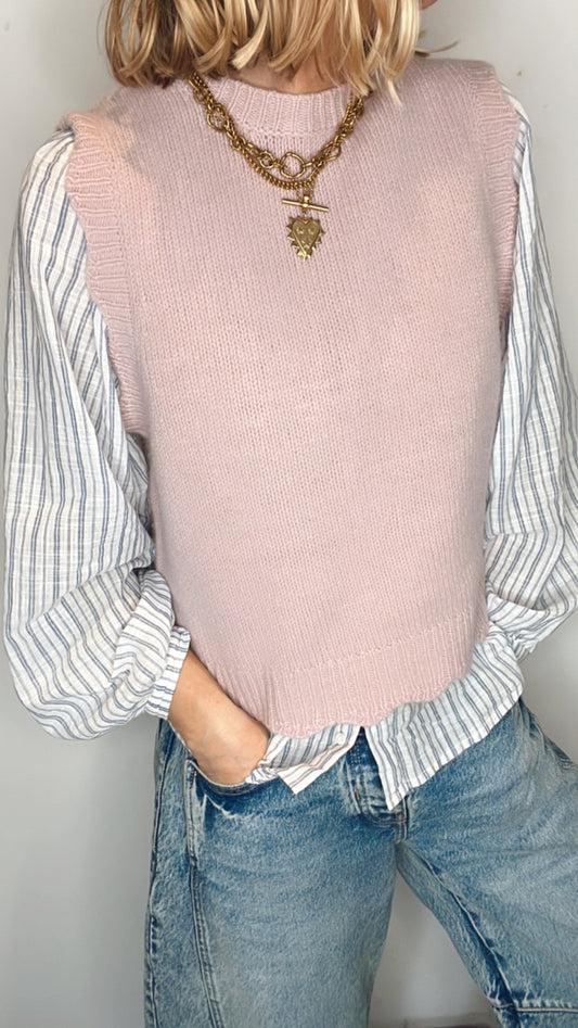 Laura Wavy Edge Boxy, Cropped Knitted Tank - Powder Pink