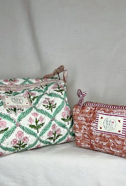 Denny No Waste Small Make-Up / Wash Bag - Peony Pink