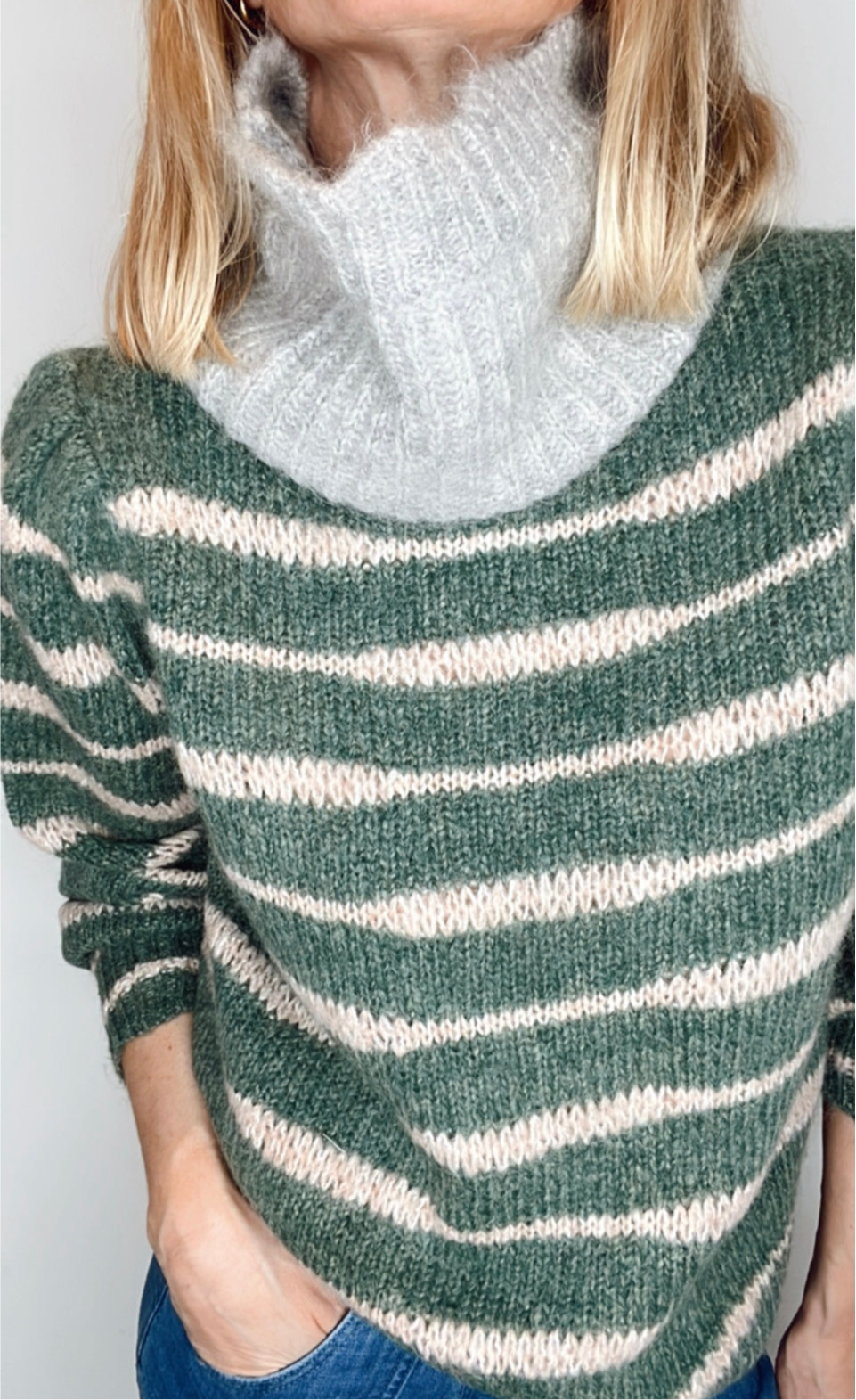 Laura Wavy Edge Knitted Snood - Silver Birch