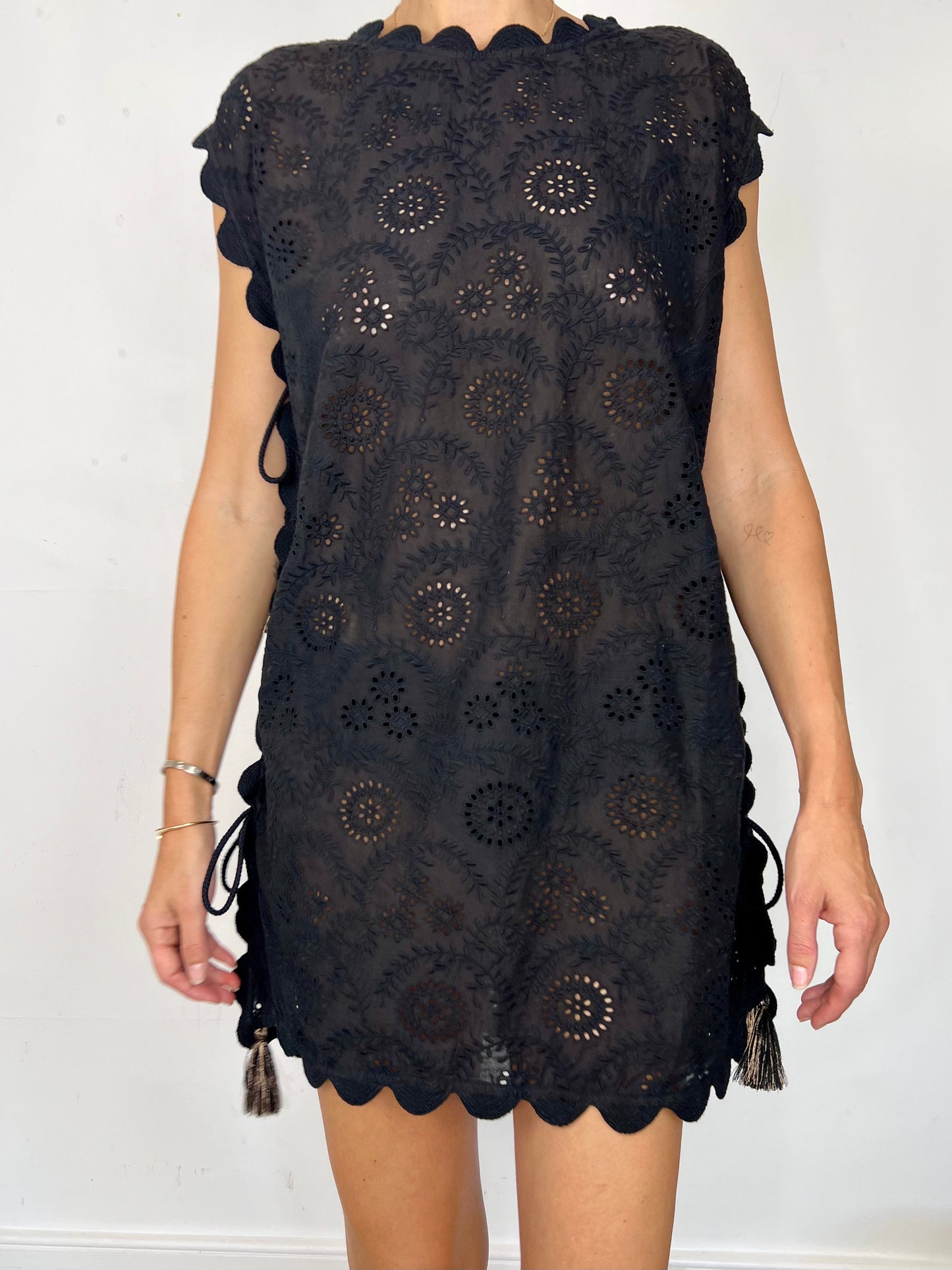 Ric Rac Tie Side Cotton Broderie Beach Cover-Up - Noir