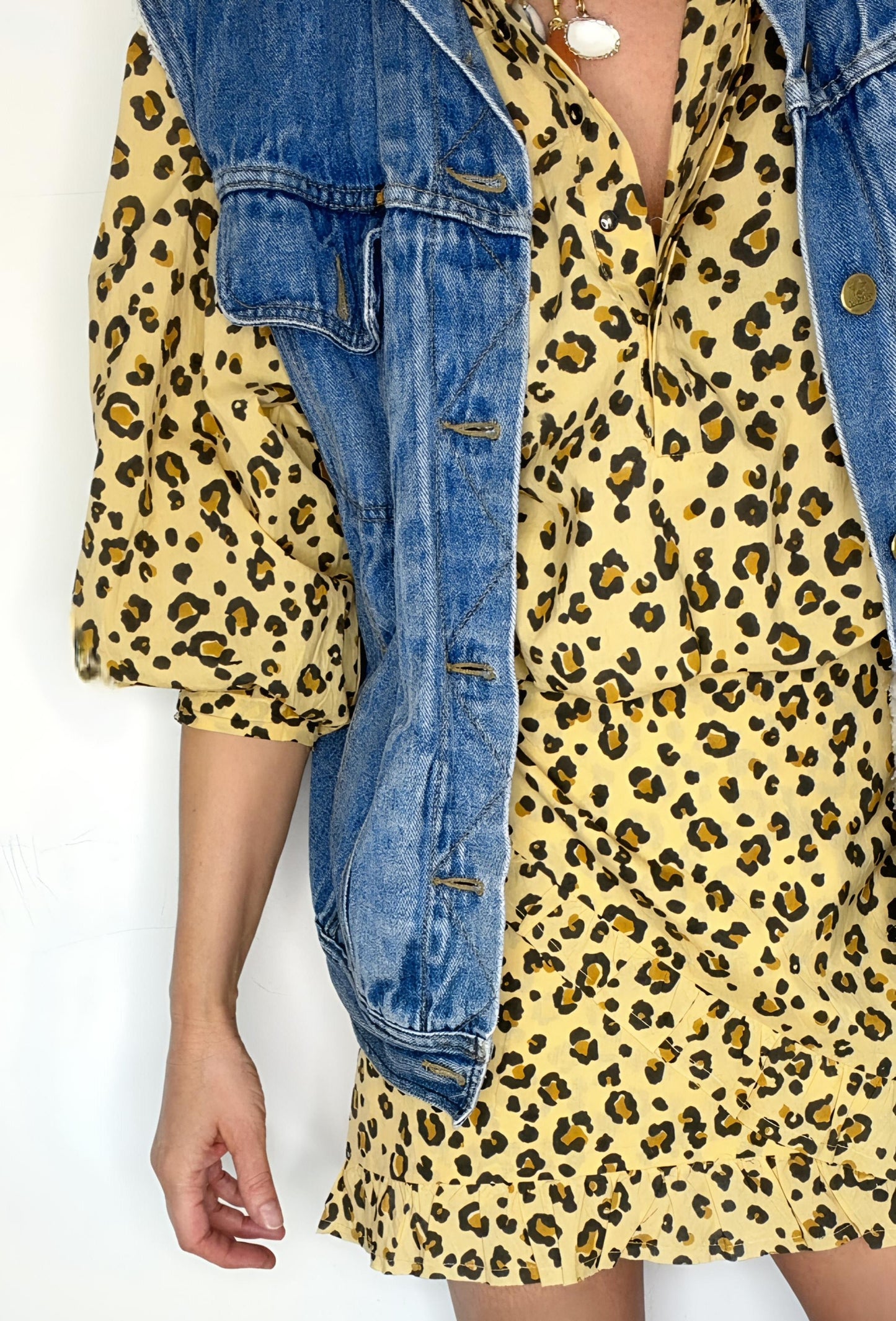 Frilly Edge Small Animal Print Organic Cotton Wrap Mini Skirt - Sand