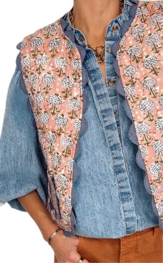 Penny Ric Rac Cotton Quilted Gilet - Plaster Pink Print