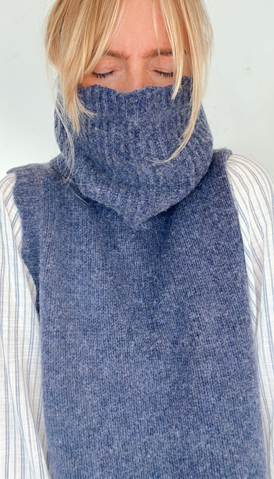 Laura Wavy Edge Knitted Snood - Heathered Navy Marl