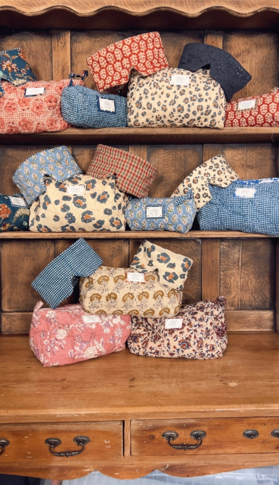 Rizo No Waste Small Make-Up / Wash Bag - Chilli Red