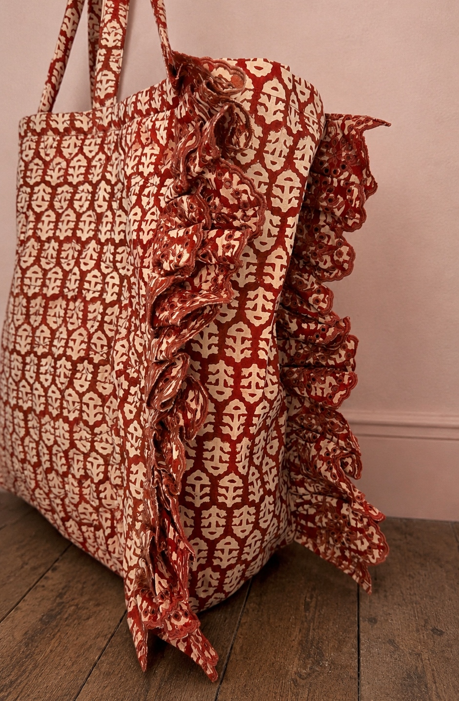 Rizzo Jumbo Quilted Cotton Frill Tote Bag - Chilli Red
